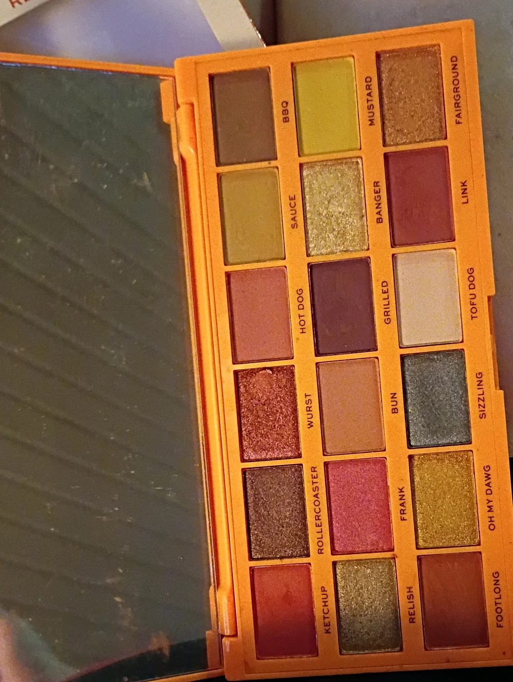 I ❤️ Revolution Hot Dog Palette